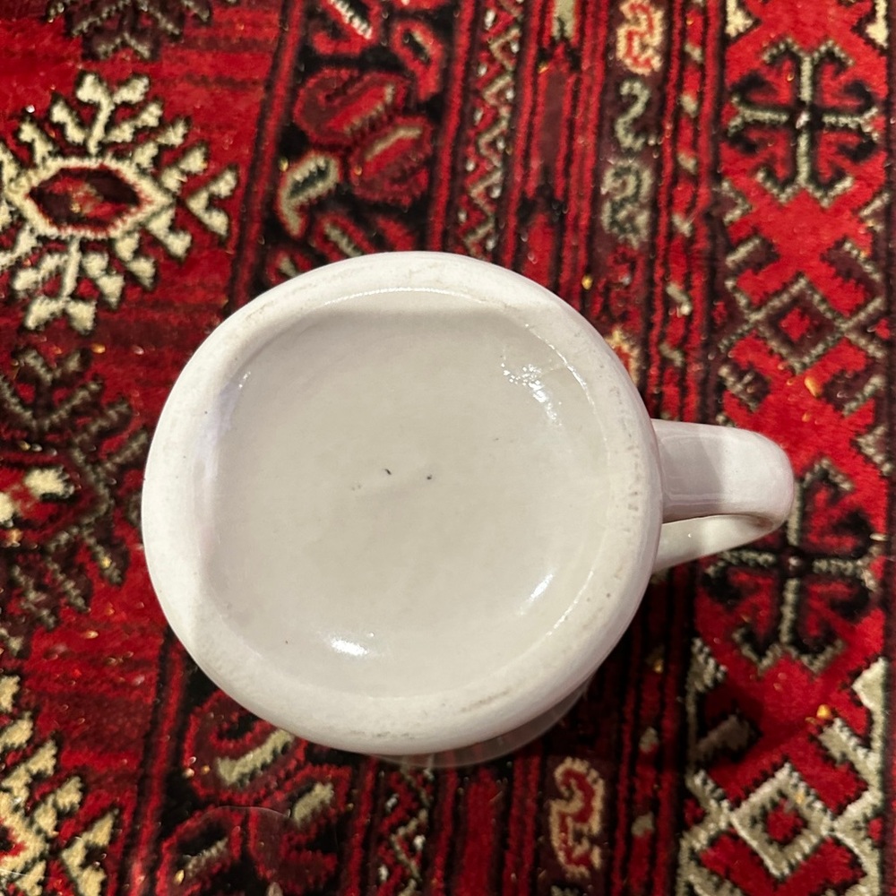 3/$10 🌼 Krispy Kreme Donuts Double Sided Mug - Picture 4 of 4